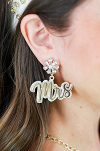 Mrs. Queen Earrings In White