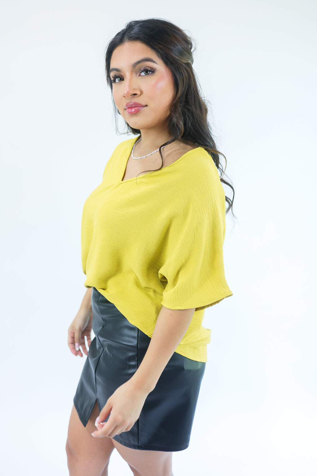 Living With Style Shift Top In Golden Honey