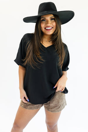 Living With Style Shift Top In Black