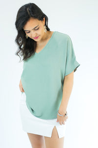 Living With Style Shift Top In Sage