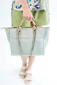 All Eyes On You Tote In Taupe