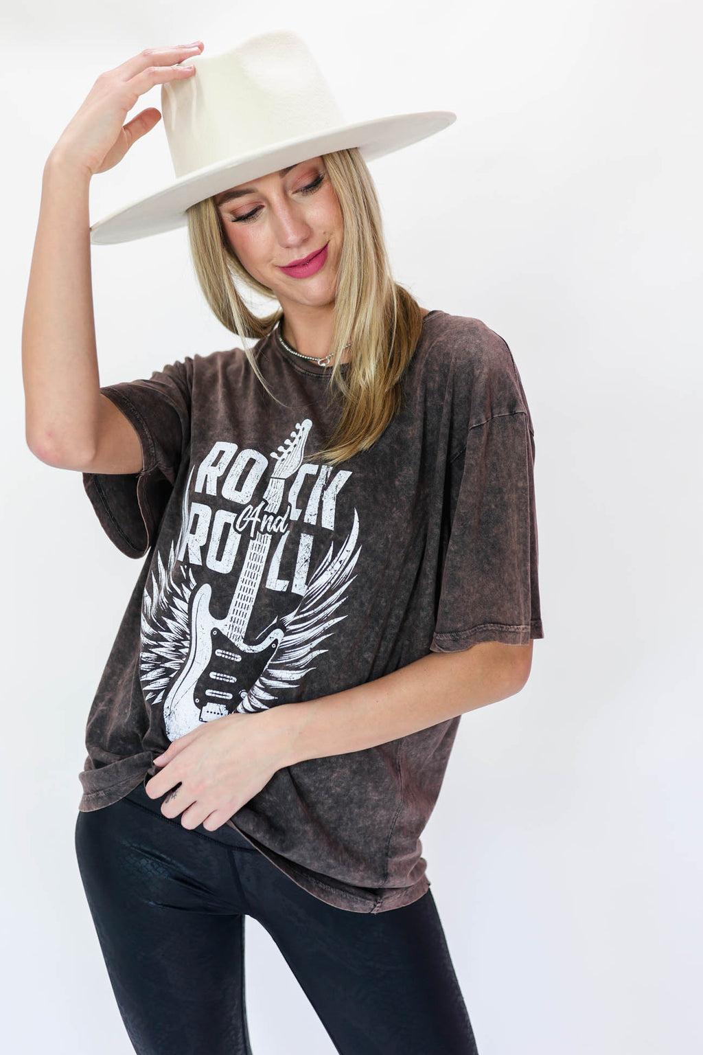 Rock And Roll Tee In Vintage Blush