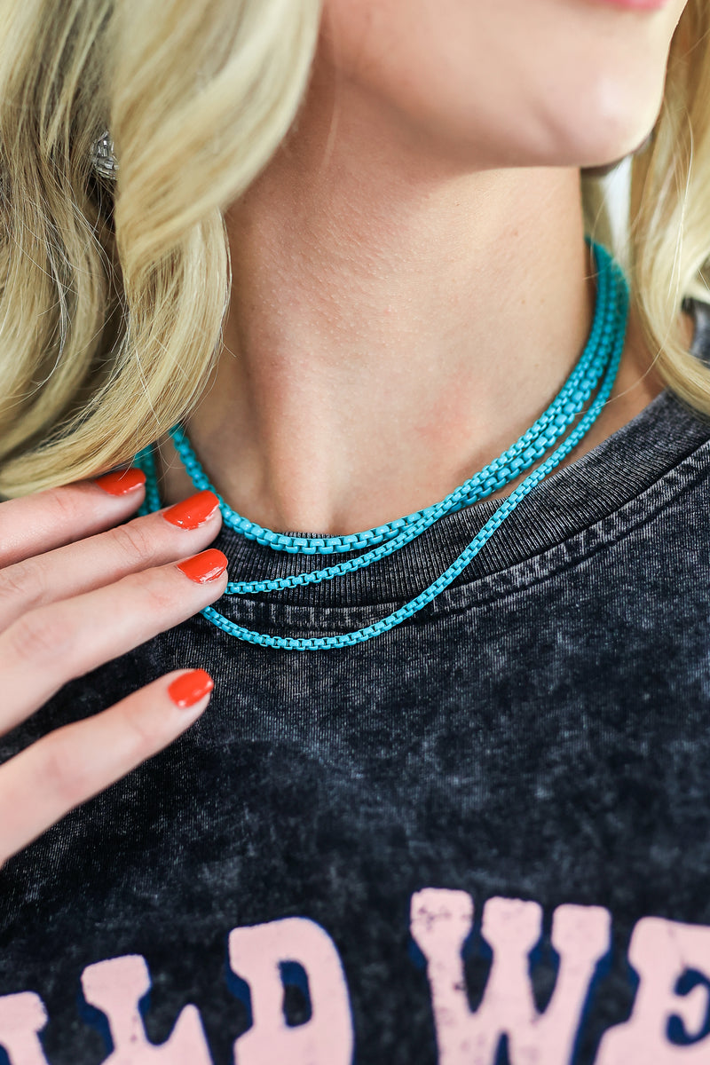 Fierce Move Link Necklace In Turquoise