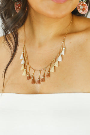 Greater Details Necklace In Beige